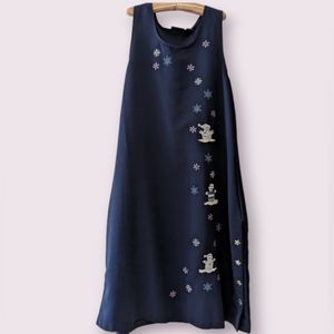 Whimsical snowman maxi dress embroidered unique snowflake buttons L